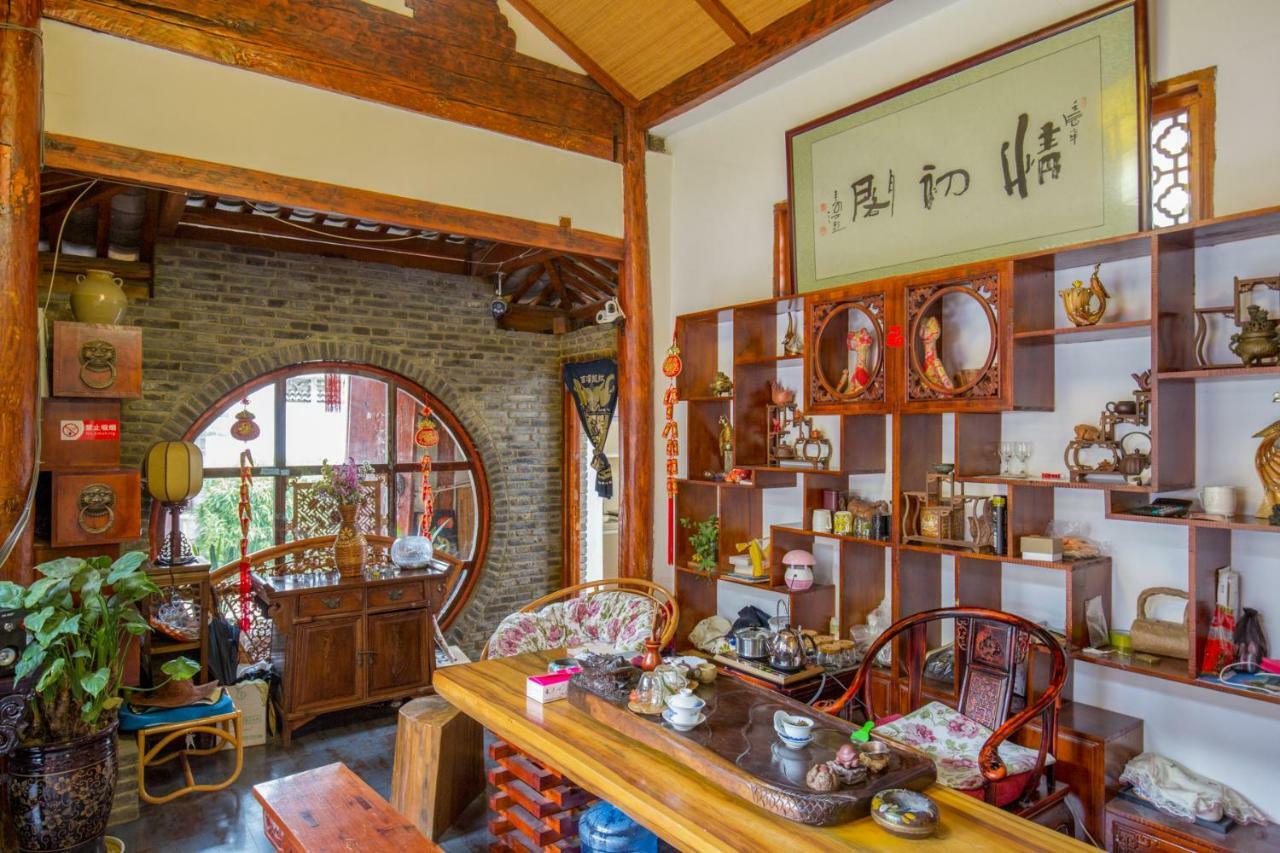 Lijiang Qingchuge Hostel Exterior photo